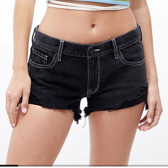 NEW PACSUN Eco Black Frayed Low Rise Denim Shorts Size: 27 - Picture 1 of 10